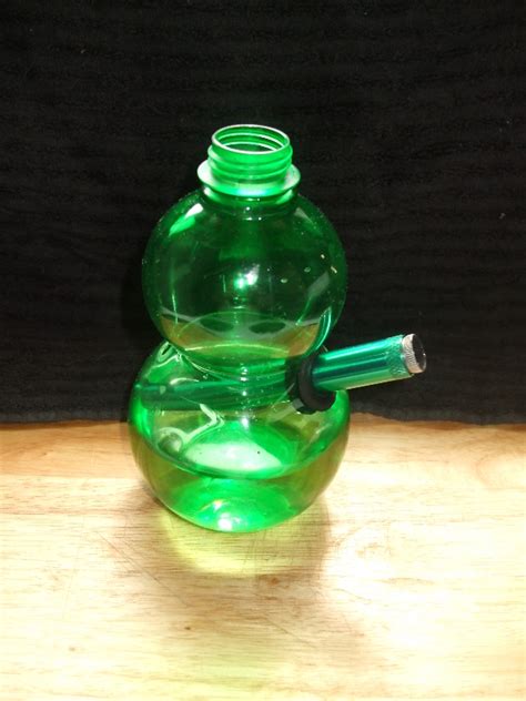 Easy To Make Homemade Bong of the Day - 421 Flavors