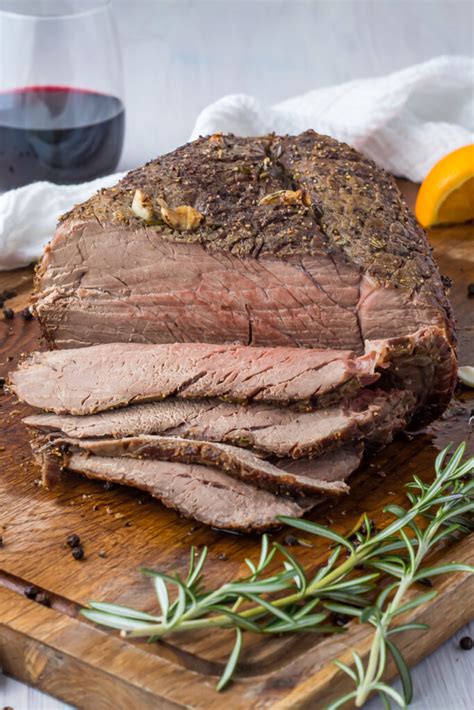 Christmas Roast Beef Recipe (Holiday Dinner on a Budget)