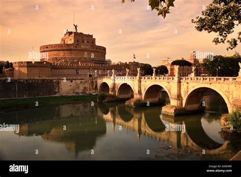 Castel Sant'Angelo & Sant'Angelo Bridge, Rome, Italy Stock Photo - Alamy