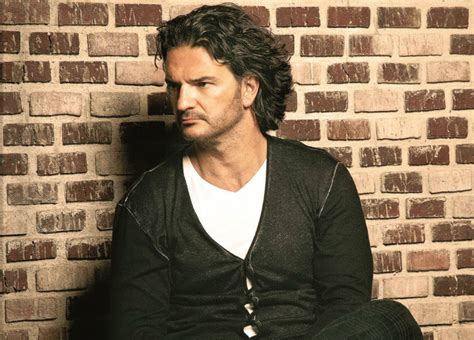 Ricardo Arjona "Señor de las Cinco Décadas"