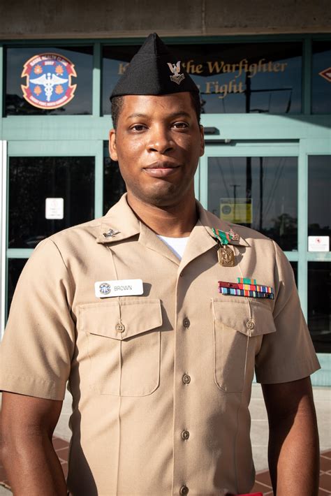 Cherry Point Sailor Recognized for Lifesaving Actions > Naval Health ...