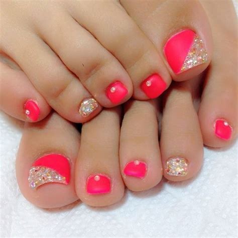 88 Stylish Toe Nail Art Designs That You'll Want to Copy