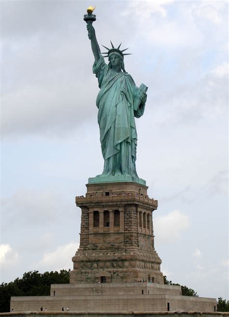 Statue of Liberty - Wikipedia