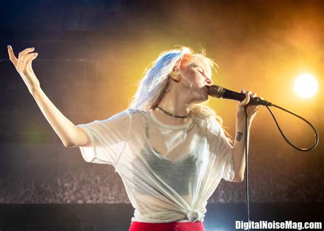 Hayley Williams Announces First Solo Tour - Digital Noise Magazine