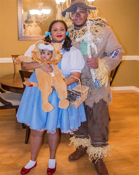 Best Family of 3 Halloween Costume Ideas For 2023 | POPSUGAR Family