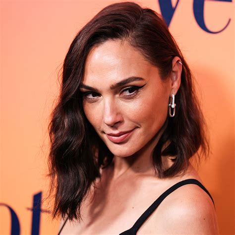 Gal Gadot Showed Off Her All-Natural Beauty In New Makeup-Free ...