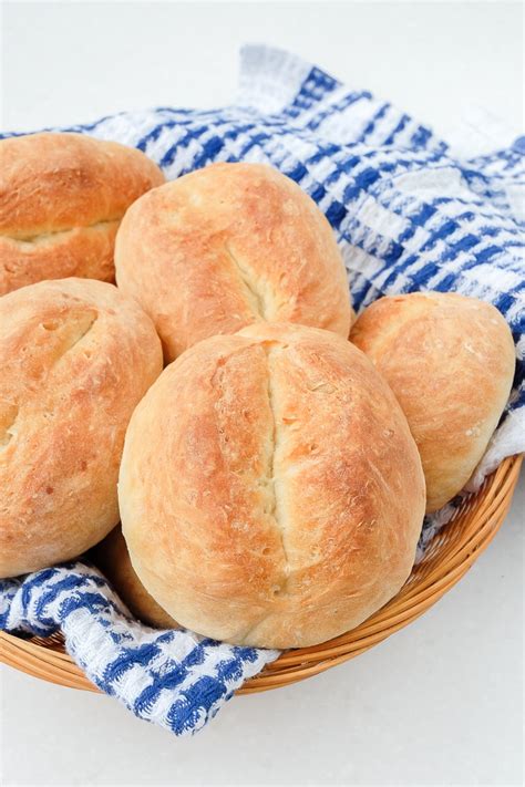 Brötchen (German Bread Rolls) - Recipes From Europe