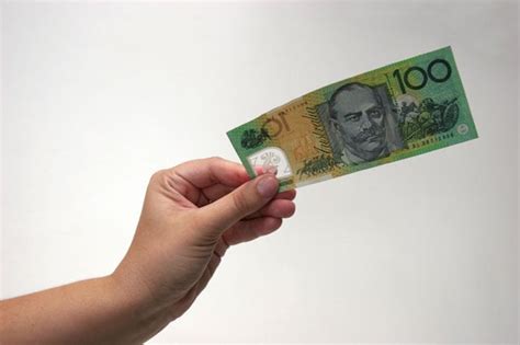 Pound Australian Dollar Rate News, Outlook: GBP Dips To 1.835 Against AUD