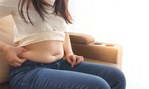 Abdominal Bloating: Causes, Symptoms, and Diagnosis - Gastroenterology ...