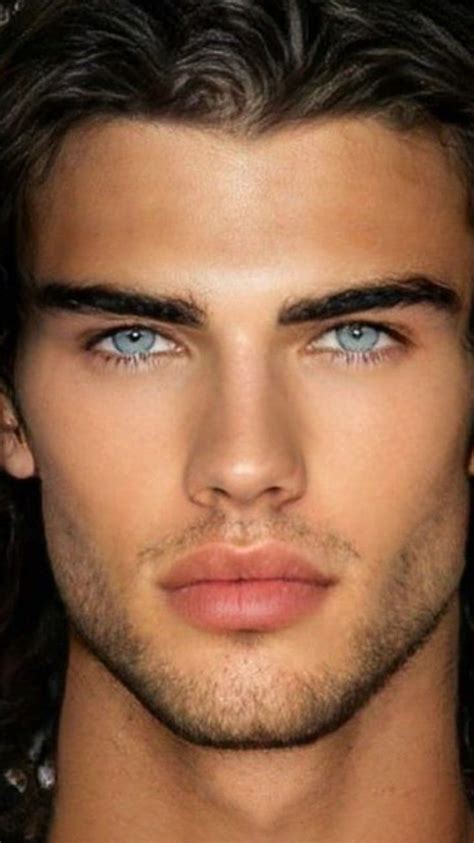 Pin by Fabricio Santos Barbosa on Homem de cabelo longo | Male model ...