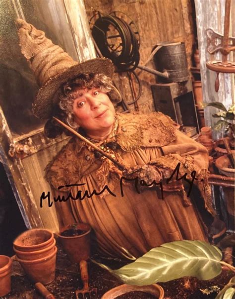 Harry Potter Miriam Margolyes signed movie photo | EstateSales.org