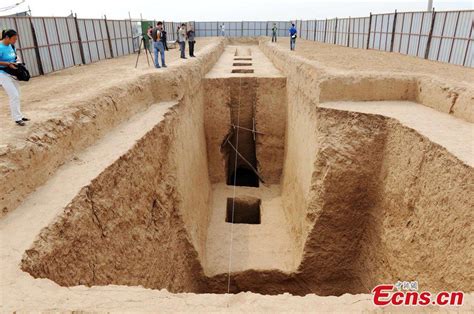 Tomb of Empress Wu Zetian's secretary discovered in Xi'an