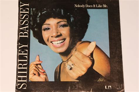 Shirley Bassey - Nobody Does It Like Me (G+) - Mr Vinyl