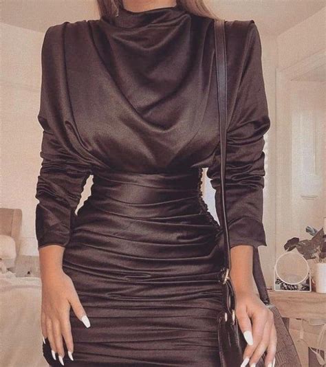 The details of this dress are very good.. | Women dresses classy ...