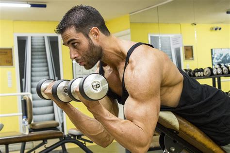 How to do Spider Curls | Variations & Benefits - MYPROTEIN™