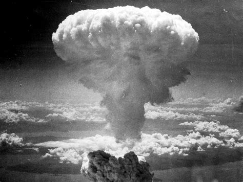 Counterpoint: U.S. Should Apologize for Bombing Hiroshima and Nagasaki ...