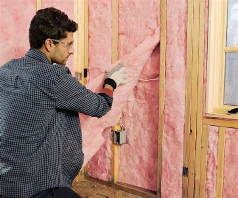 Fiberglass Insulation Manufacturer Gets Serious About Installation ...