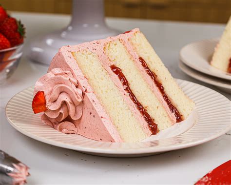 Edgars Strawberry Cake Recipe | Dandk Organizer