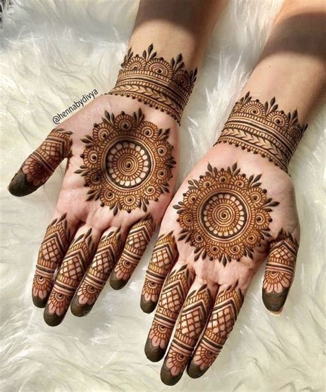 Simple Round Mehndi Designs For Hands - 47 mehndi design for front hand.