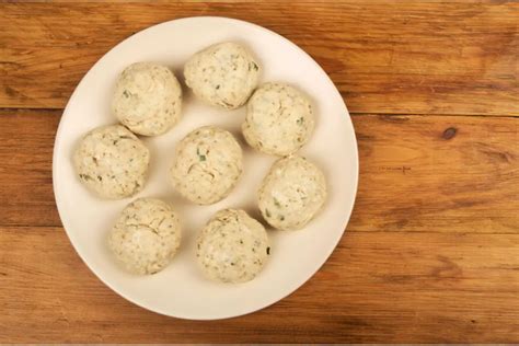 Can You Freeze Suet Dumplings? - BZIce Freezing Dictionary