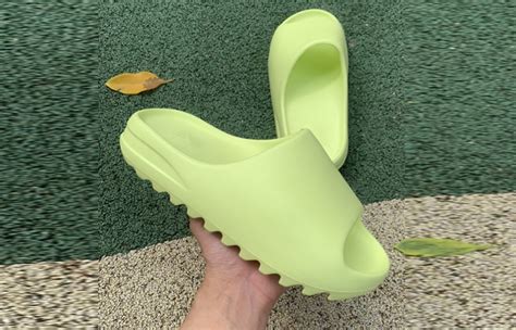 adidas Yeezy Slide Glow Green GX6138 - Where To Buy - Fastsole