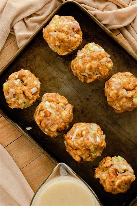 Best Ever Stuffing Balls | Recipe | Turkey pot pie easy, Stuffing balls ...