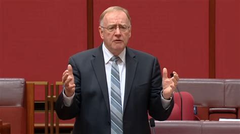 Senator Ian Macdonald says "majority of families" don't want their kids ...