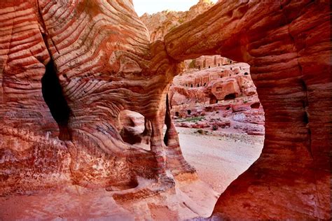 Jordan Petra Tour from Netanya with flights – itours-booking.com