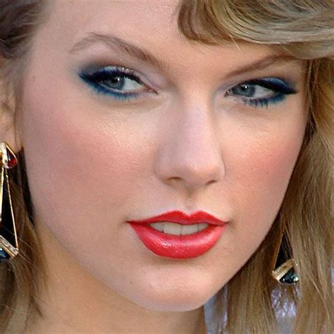 Taylor Swift Makeup | Steal Her Style | Page 2 | Taylor swift makeup ...