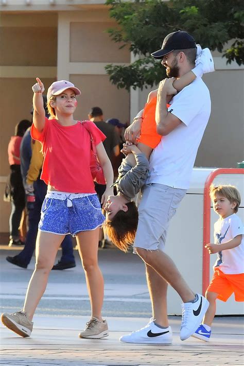 Gerard Pique Shakira Kids