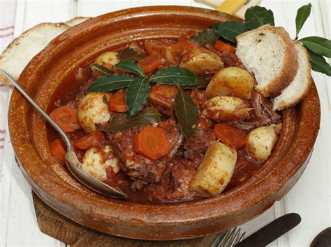 Recipe: The national dish of Malta - Stuffat tal-Fenek (rabbit stew)