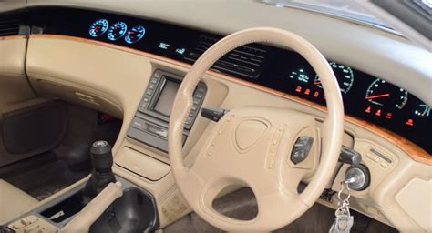 1990 Mazda Cosmo Interior : r/RetroFuturism