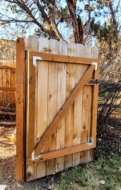 Simple Wooden Gate Design