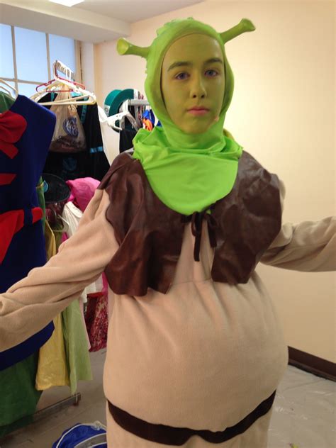 Shrek Jr. Costume Shrek DIY | Shrek costume, Shrek costume diy, Easy ...