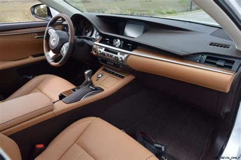 2017 Lexus ES350 Interior 5