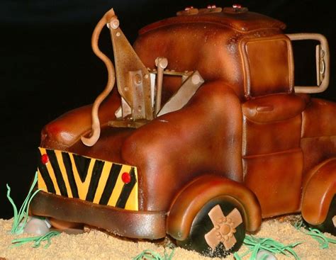 Mater Tow Truck Front View - CakeCentral.com