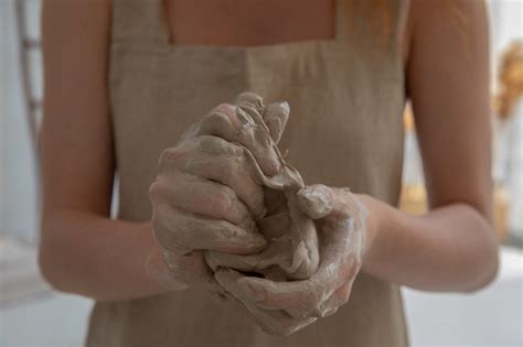 How Can We Revive Pottery Clay? (9 Helpful Tips) – CraftPoet.com