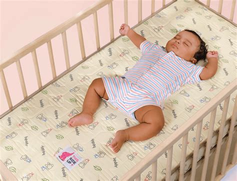 Buy Waterproof Crib Mattress online in India| Baby Cot Mattress