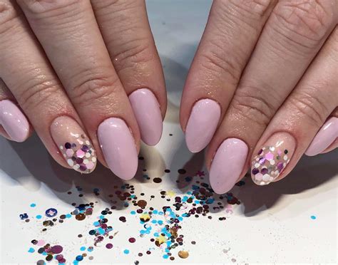 Confetti Nail Art | Nägel kunst, Schicke nägel, Nageldesign