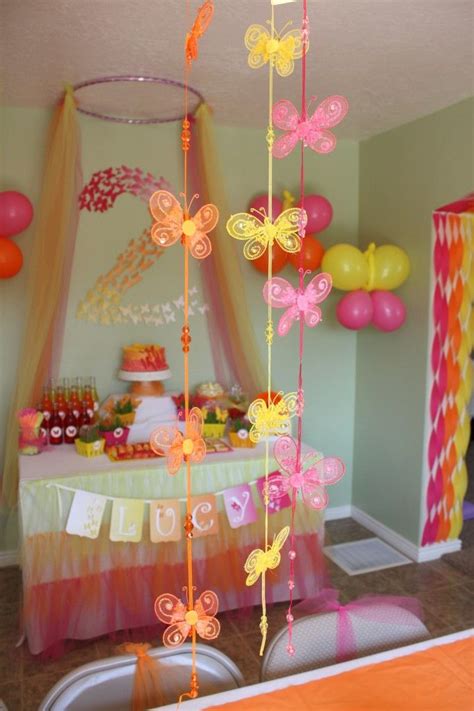 Butterfly Themed Birthday Party: Decorations in 2021 | Butterfly themed ...