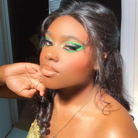 Orange And Green Makeup | Saubhaya Makeup