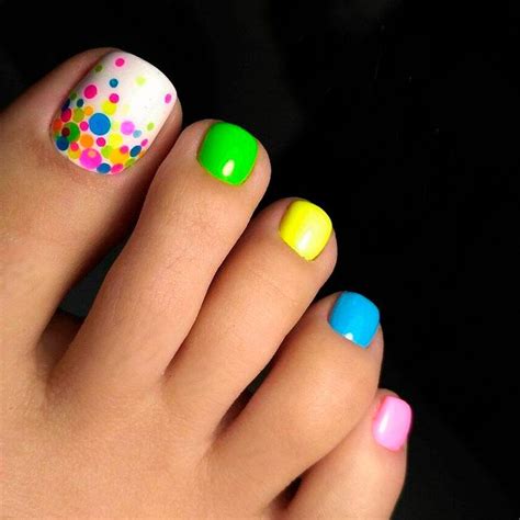 55 Toe Nail Designs 2023 for Your Perfect Feet | Beach toe nails, Toe ...