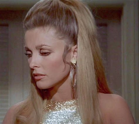 Sharon Tate in Valley of the Dolls (1967) | Sharon tate, Hair, Beauty