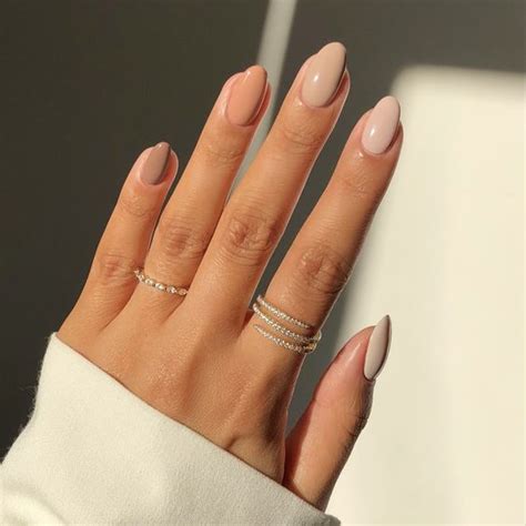 Famous Dip Nail Colors For Spring 2022 PNG - jonathansamplecomics