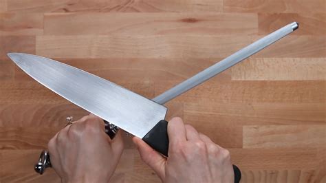 How To Sharpen Dull Knives - YouTube