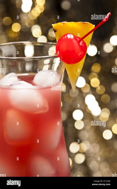 Singapore Sling cocktail Stock Photo - Alamy