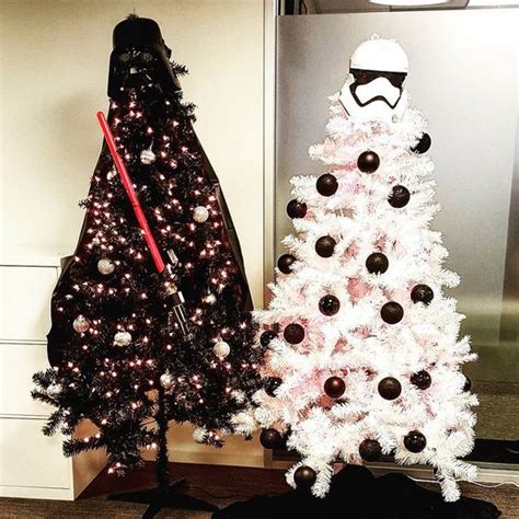 42 Inspiring Geek Christmas Décor Ideas - DigsDigs