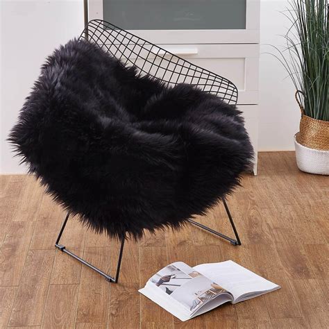 Faux Fur Round Area Rug – sweaterpicks