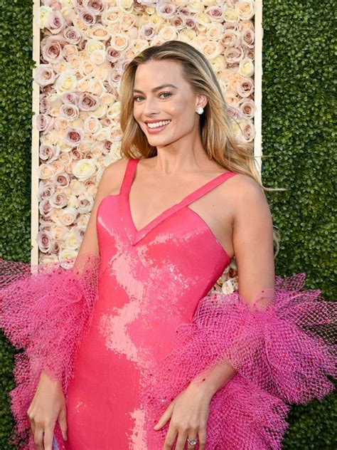 Golden Globes 2024 red carpet: Margot Robbie, Hannah Waddingham ...