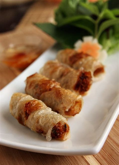 Vietnamese egg rolls cha gio